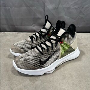 Nike LeBron Witness 4 "String Volt"